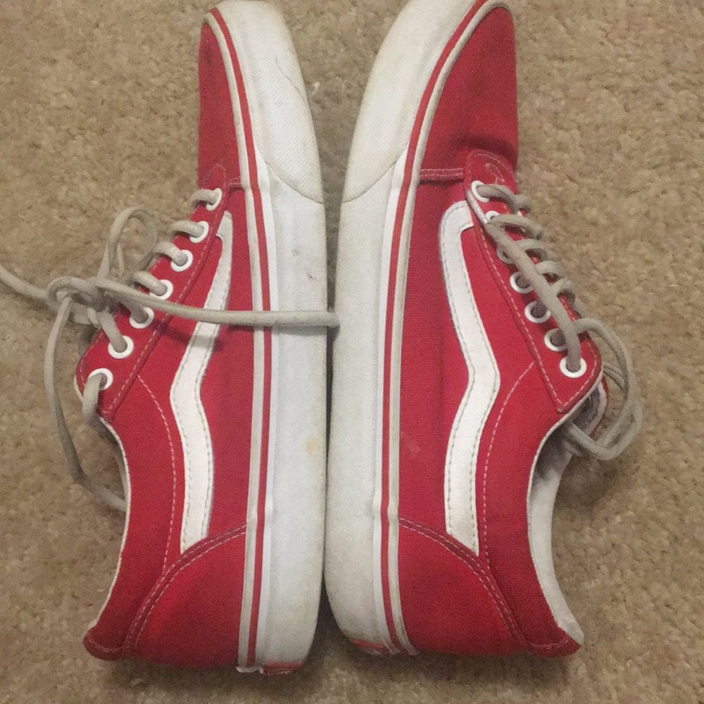 van (red) - Picture 5 of 5